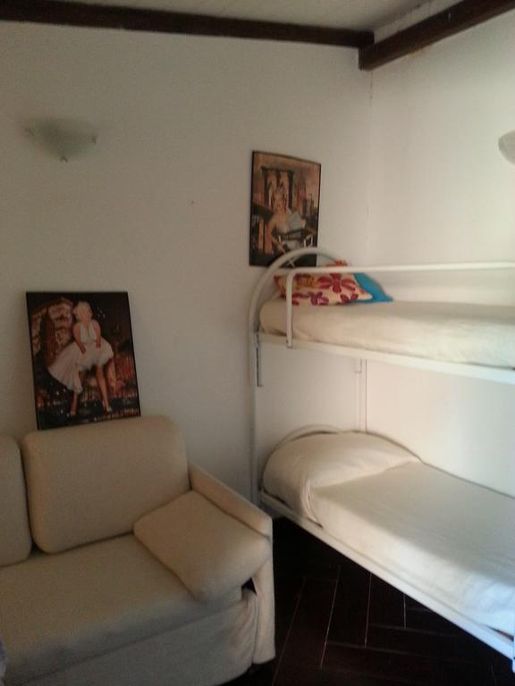 Villetta Su Canale Navigabile Furnari Bagian luar foto